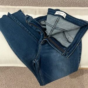 🔥NWOT A&F JEAN LEGGING High Rise🔥